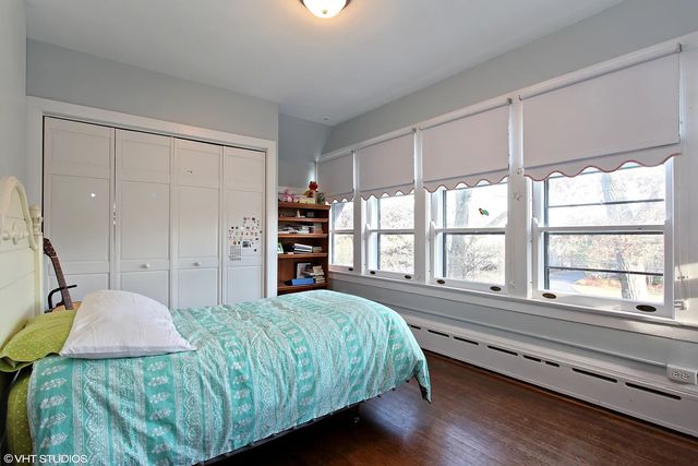 285 Linden Park Place, Highland Park, IL 60035