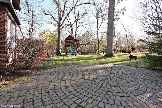 285 Linden Park Place, Highland Park, IL 60035