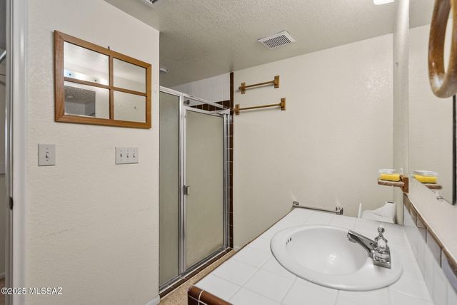 108 Stoddard Way, Patagonia, AZ 85624