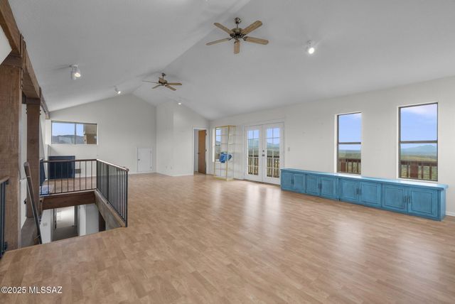 108 Stoddard Way, Patagonia, AZ 85624