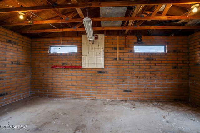 108 Stoddard Way, Patagonia, AZ 85624