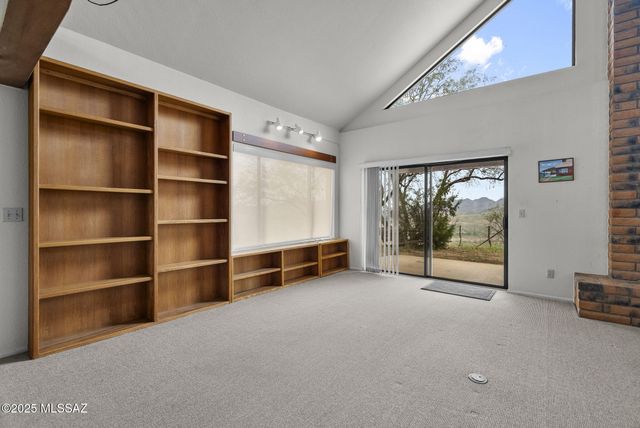 108 Stoddard Way, Patagonia, AZ 85624