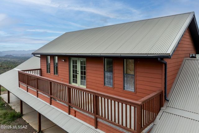 108 Stoddard Way, Patagonia, AZ 85624
