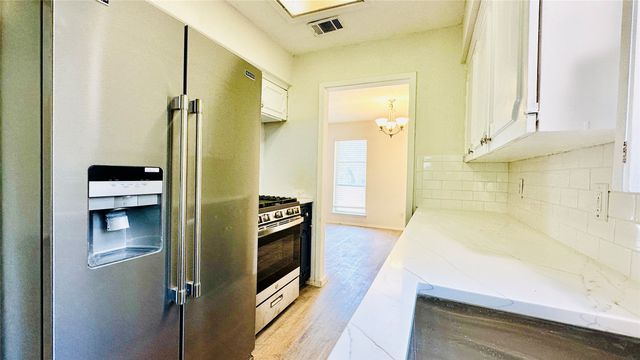4720 South Drive W, Fort Worth, TX 76132