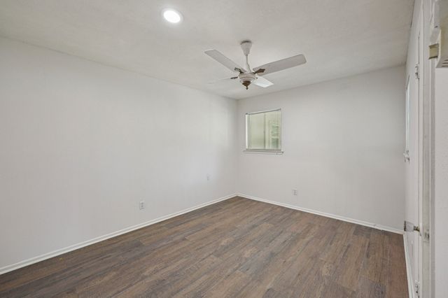 4720 South Drive W, Fort Worth, TX 76132