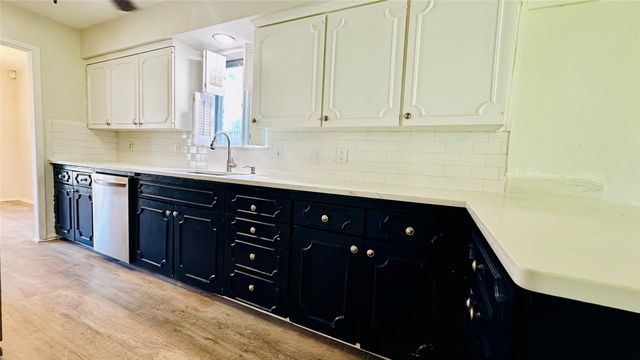 4720 South Drive W, Fort Worth, TX 76132