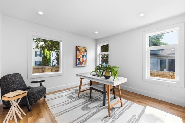 167 Albion St, Somerville, MA 02144
