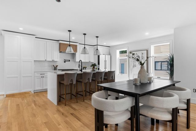 167 Albion St, Somerville, MA 02144
