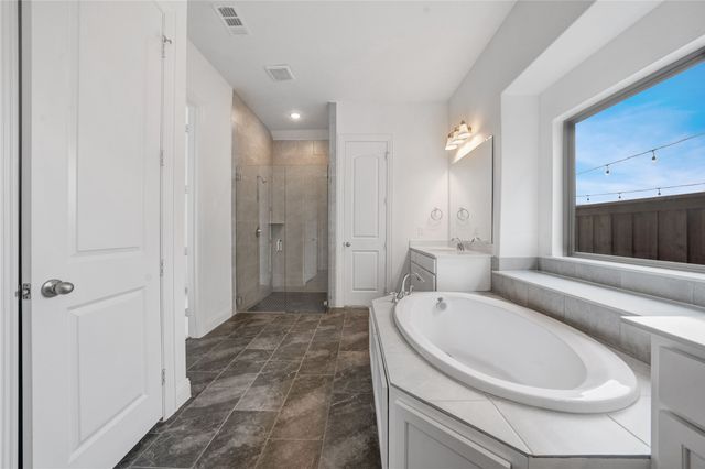 2513 Silver Leaf Drive, Northlake, TX 76226