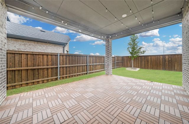 2513 Silver Leaf Drive, Northlake, TX 76226