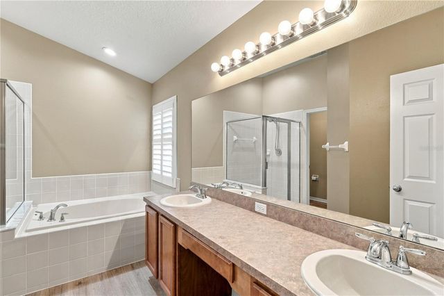 2621 EAGLE CLIFF DRIVE, Kissimmee, FL 34746
