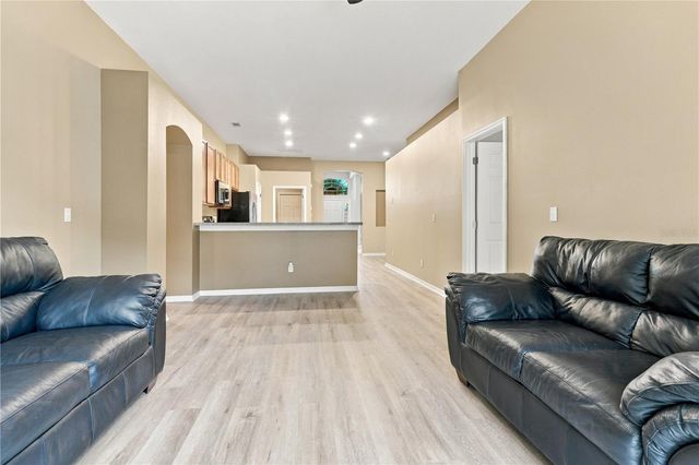 2621 EAGLE CLIFF DRIVE, Kissimmee, FL 34746