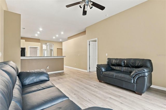 2621 EAGLE CLIFF DRIVE, Kissimmee, FL 34746