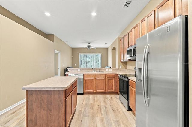 2621 EAGLE CLIFF DRIVE, Kissimmee, FL 34746