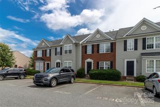 9530 Drains Bay Court, Charlotte, NC 28214
