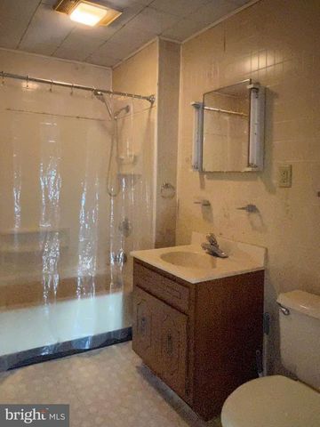 164 E COLLEGE AVE, Frostburg, MD 21532