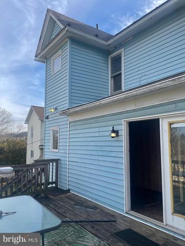 164 E COLLEGE AVE, Frostburg, MD 21532