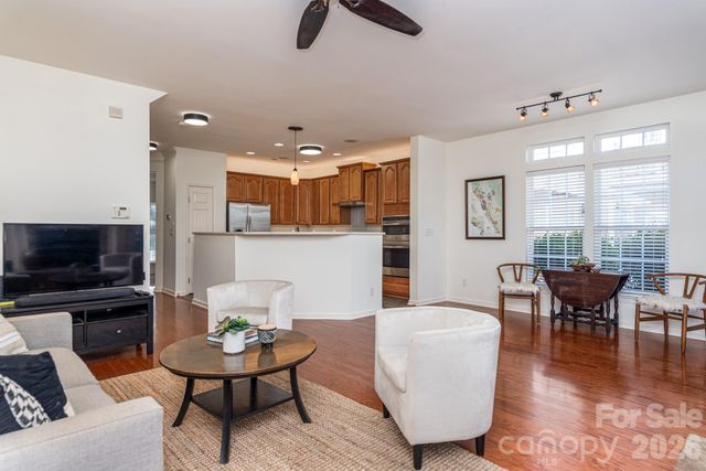 438 Magnolia Street, Davidson, NC 28036