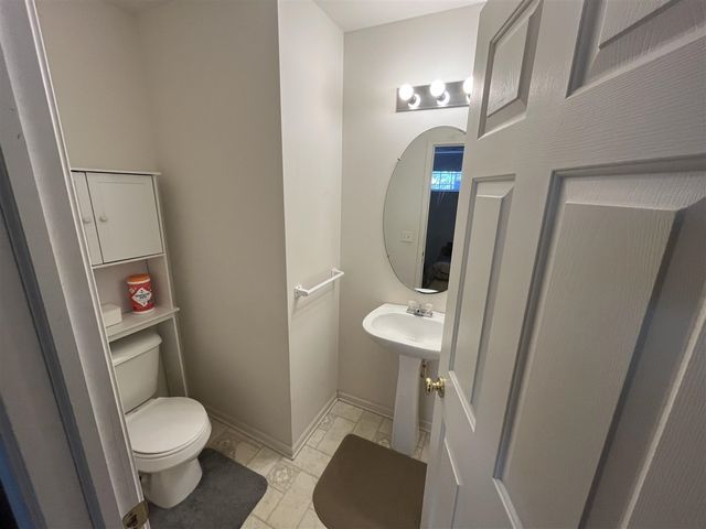 1021 Maiden Lane, Ann Arbor, MI 48105