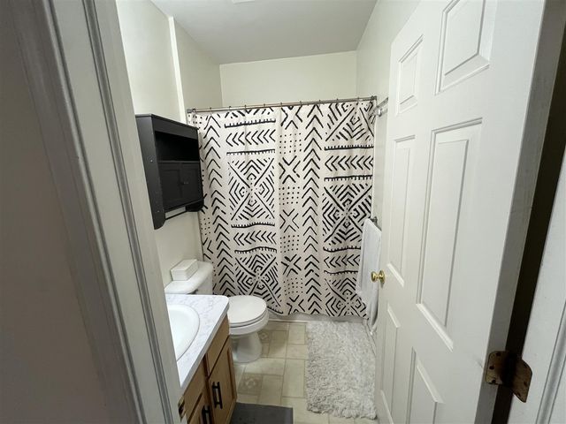 1021 Maiden Lane, Ann Arbor, MI 48105