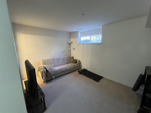 1021 Maiden Lane, Ann Arbor, MI 48105