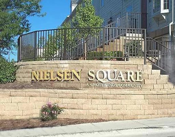 1021 Maiden Lane, Ann Arbor, MI 48105