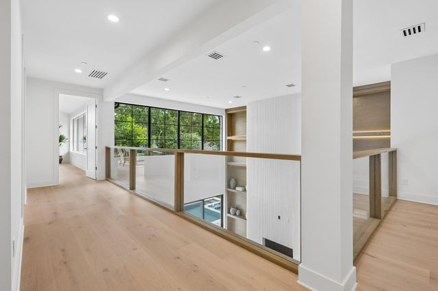 10726 Marsha Lane, Houston, TX 77024