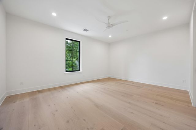 10726 Marsha Lane, Houston, TX 77024