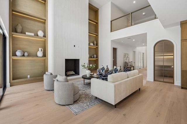 10726 Marsha Lane, Houston, TX 77024