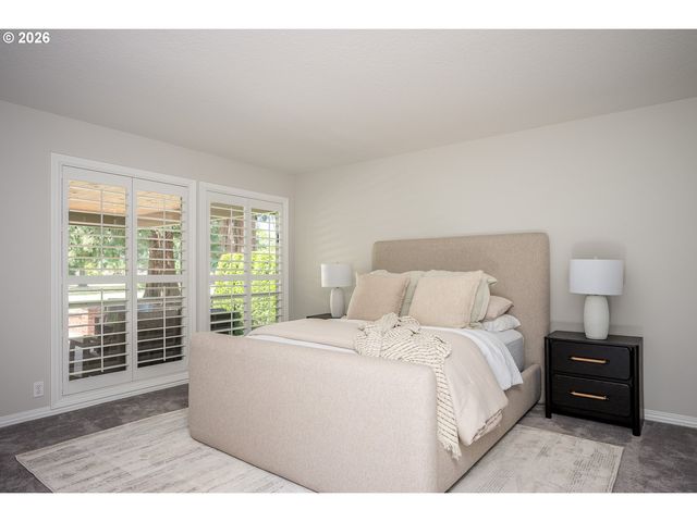 32195 Sw LAKE Dr, Wilsonville, OR 97070