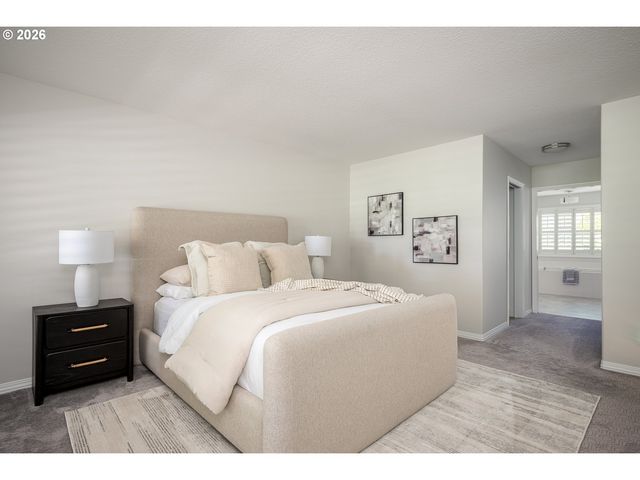 32195 Sw LAKE Dr, Wilsonville, OR 97070