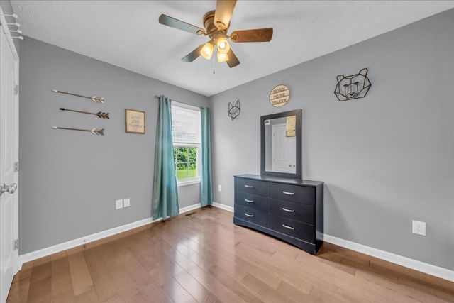 3366 Oak Grove Rd, Decherd, TN 37324