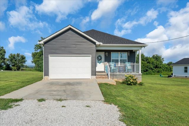 3366 Oak Grove Rd, Decherd, TN 37324