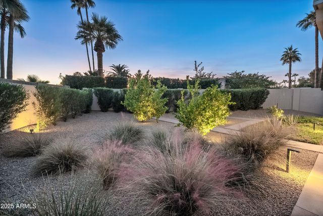 4339 E Via Estrella Court, Phoenix, AZ 85028