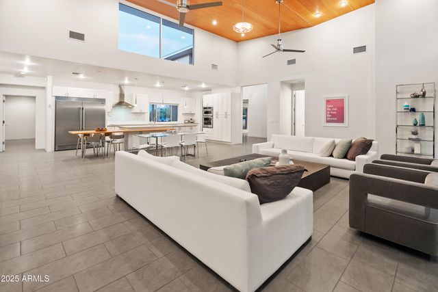 4339 E Via Estrella Court, Phoenix, AZ 85028