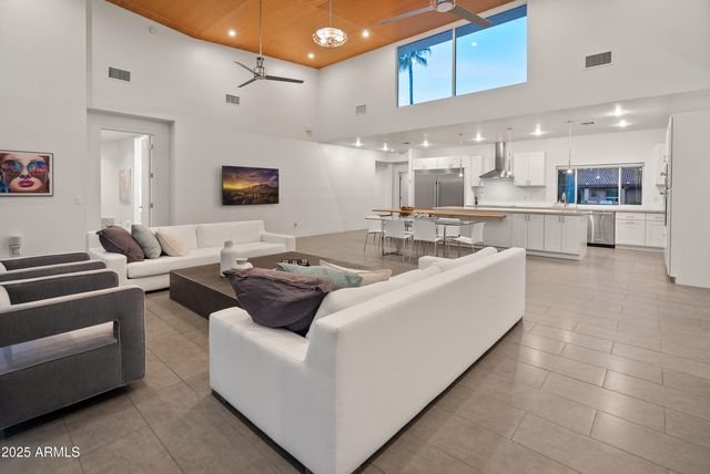 4339 E Via Estrella Court, Phoenix, AZ 85028