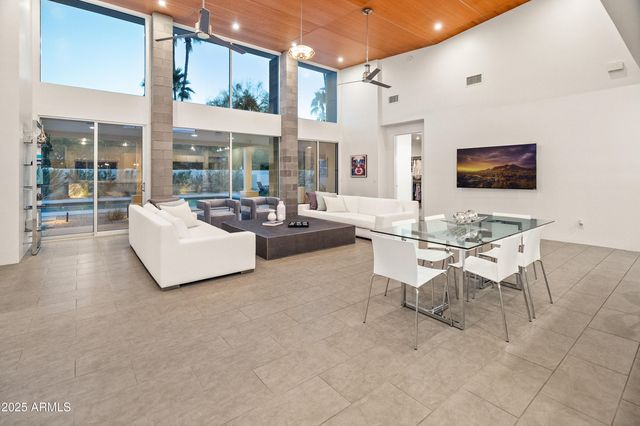 4339 E Via Estrella Court, Phoenix, AZ 85028