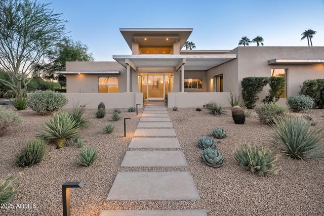 4339 E Via Estrella Court, Phoenix, AZ 85028