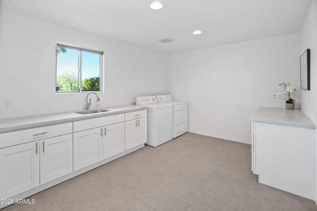 4339 E Via Estrella Court, Phoenix, AZ 85028