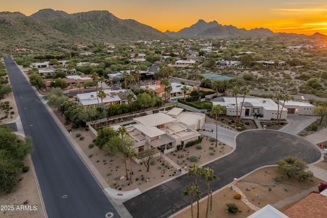 4339 E Via Estrella Court, Phoenix, AZ 85028