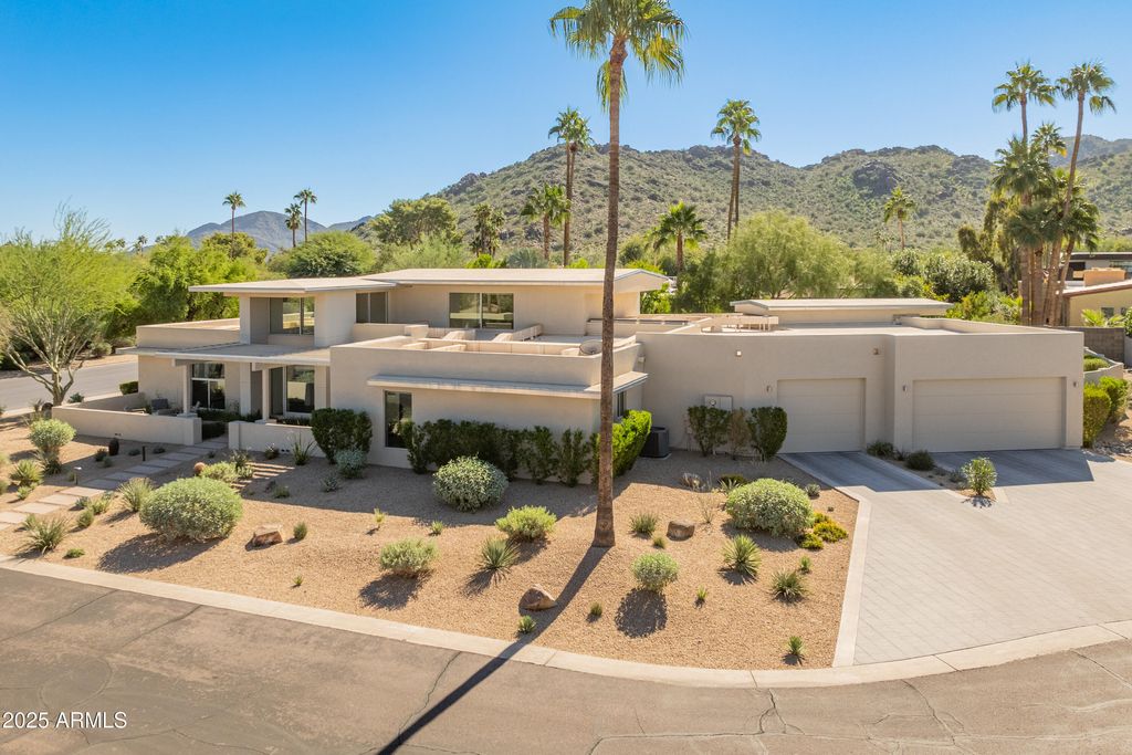 4339 E Via Estrella Court, Phoenix, AZ 85028