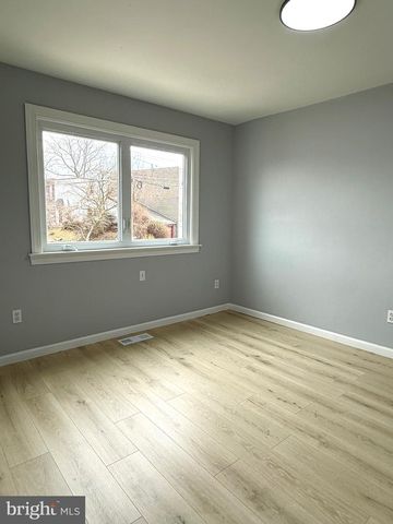 11106 GLENFIELD ST, Philadelphia, PA 19154