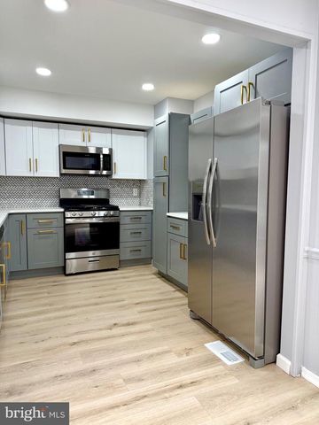 11106 GLENFIELD ST, Philadelphia, PA 19154