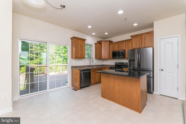 7706 TIMBERCROSS LN, Glen Burnie, MD 21060