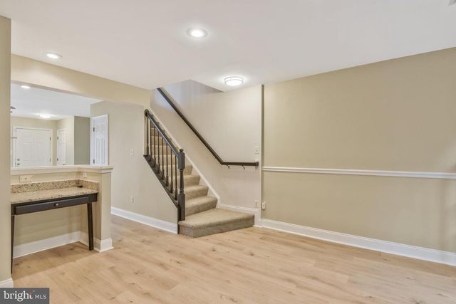 8872 STABLE FOREST PL, Bristow, VA 20136