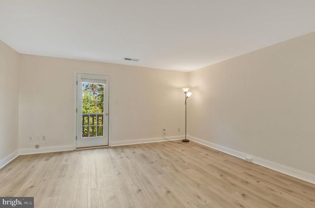 8872 STABLE FOREST PL, Bristow, VA 20136