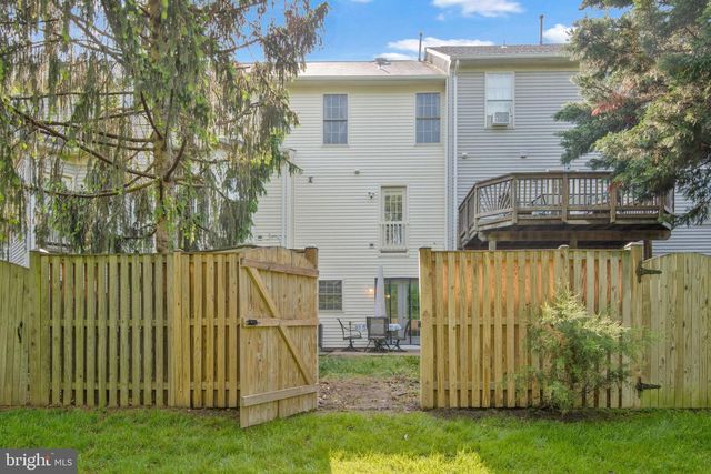 8872 STABLE FOREST PL, Bristow, VA 20136