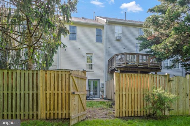 8872 STABLE FOREST PL, Bristow, VA 20136