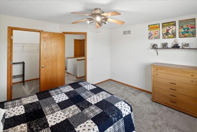 10533 74th Street NE 1, Albertville, MN 55301