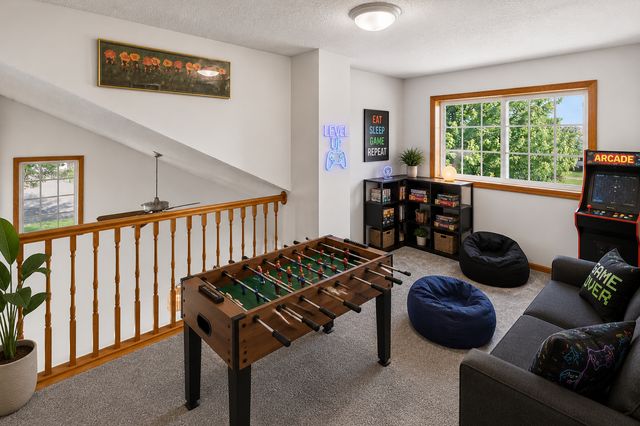 10533 74th Street NE 1, Albertville, MN 55301